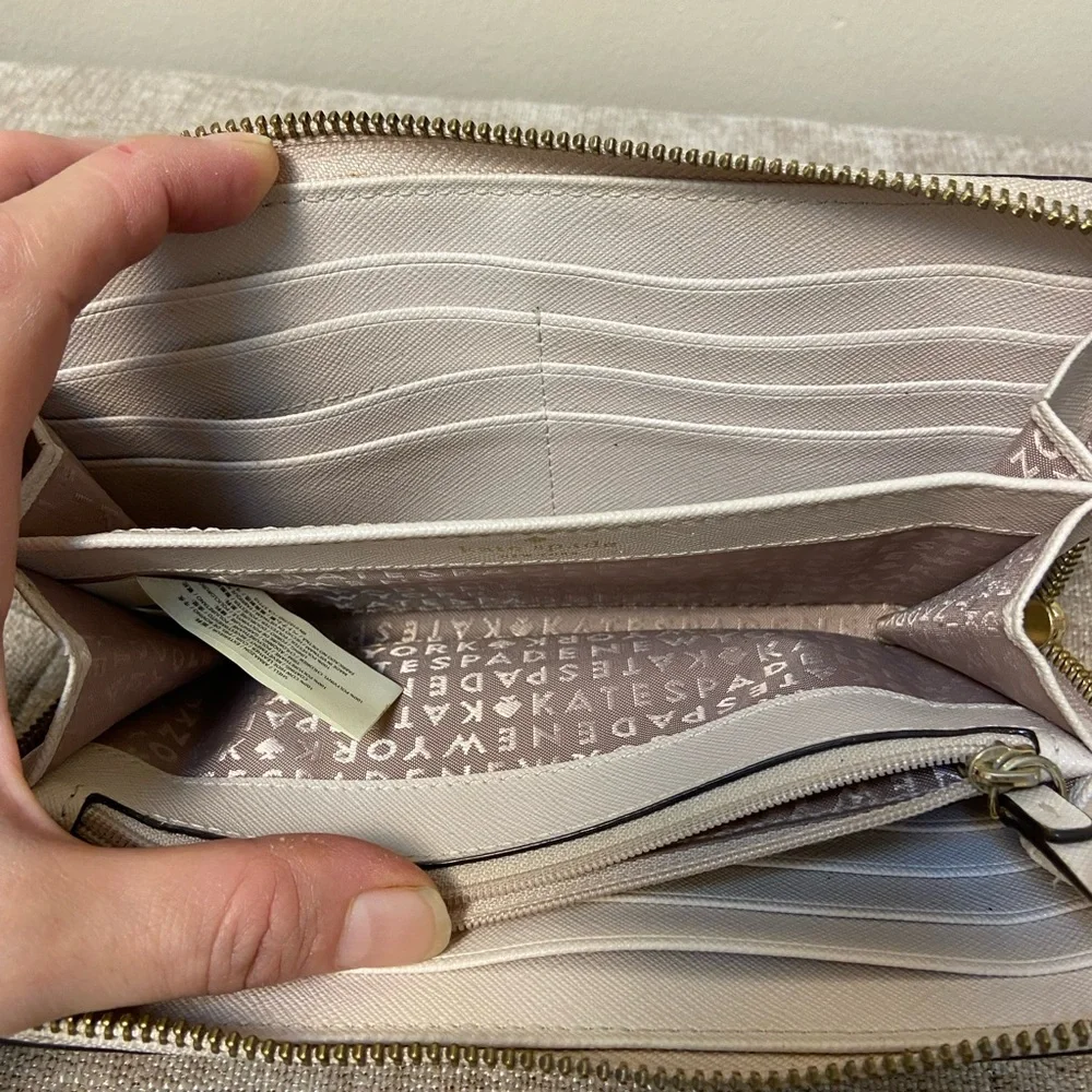 Kate Spade off White Leather Wallet - Picture 8 of 10